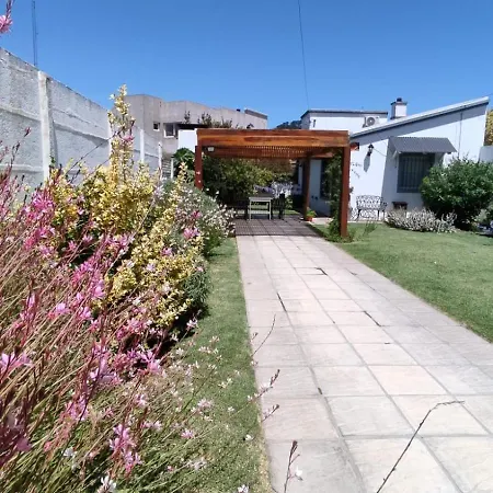 Cabaña a pasos del lago Tandil Exterior foto