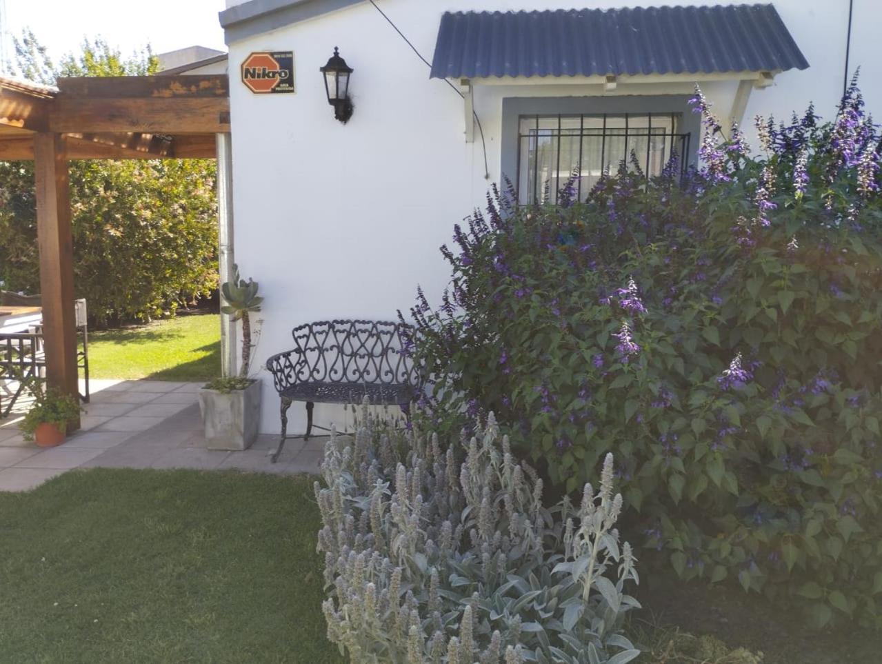 Cabana A Pasos Del Lago Lodge Tandil